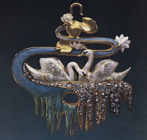 The History Of Art Nouveau Jewelry