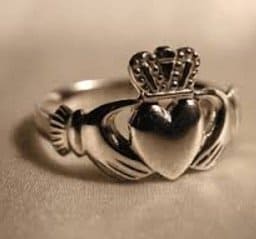 Claddagh Ring - how to give a promise ring