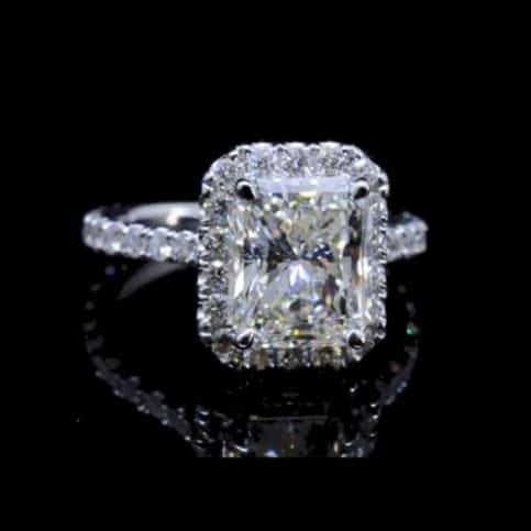 Radiant Cut Diamond Engagement Rings Pros And Cons
