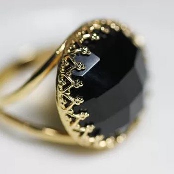 Shopping Black Onyx Ring With Diamond In The Middle With A Reserve Price Up To 60 Off