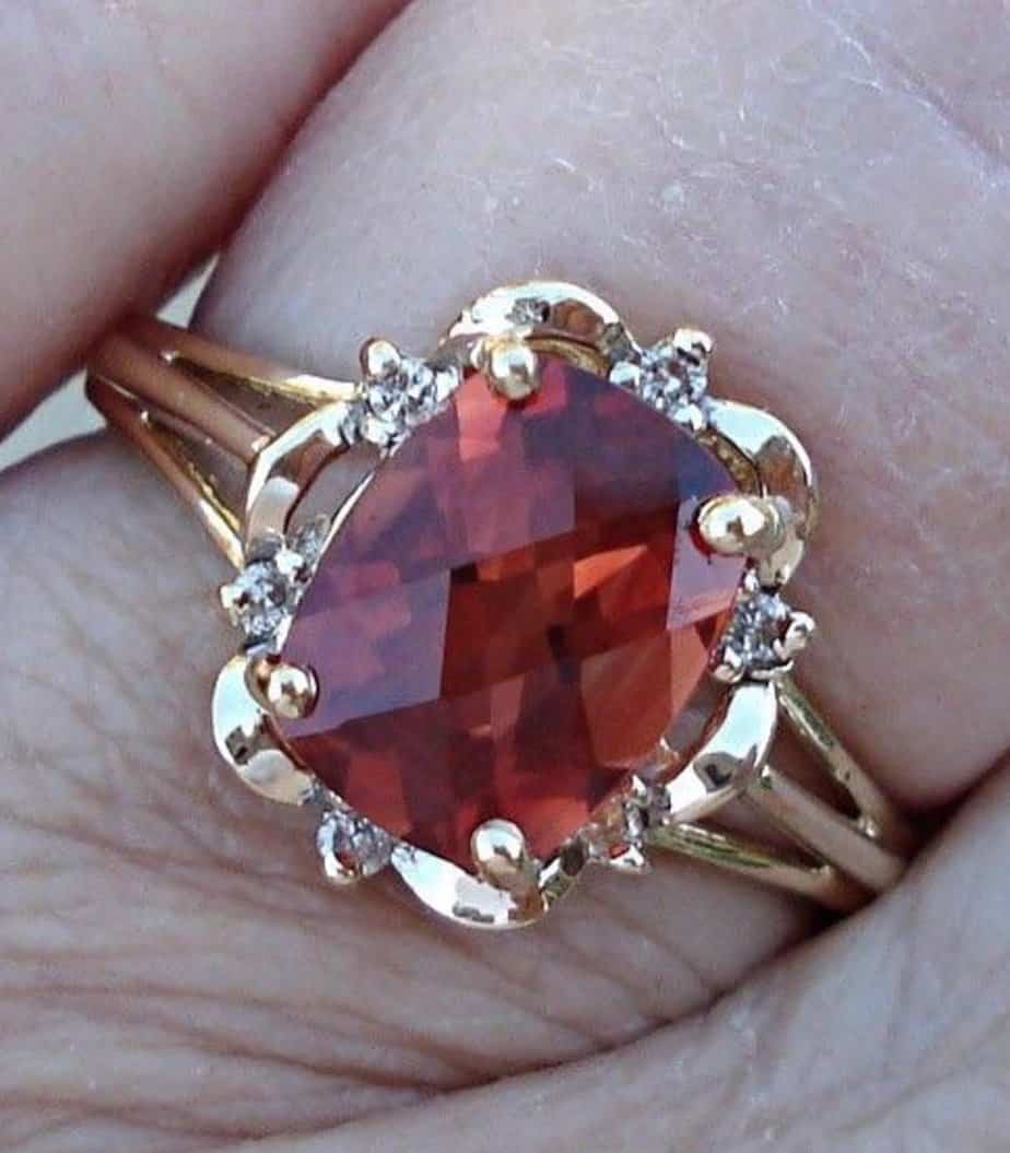 Colored Gemstone Engagement Rings - Red Gemstone Rings