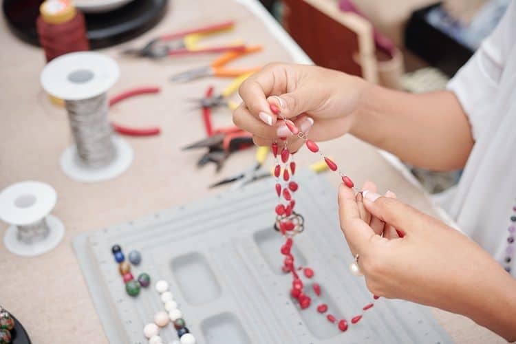 red necklace