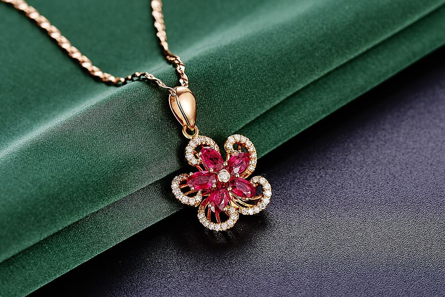 ruby gemstone flower pendant necklace