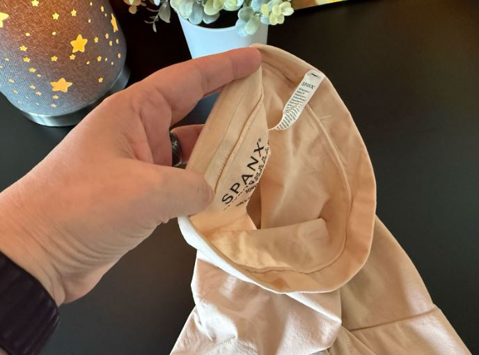 spanx stitches